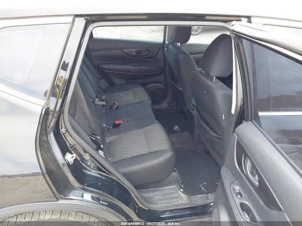 5N1AT2MT4KC820218 2019 NISSAN ROGUE - Image 8