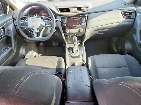 5N1AT2MT4KC820638 2019 NISSAN ROGUE - Image 8