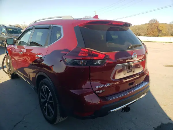 5N1AT2MT4KC821756 2019 NISSAN ROGUE - Image 2