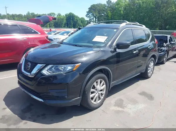 5N1AT2MT4KC821806 2019 NISSAN ROGUE - Image 2