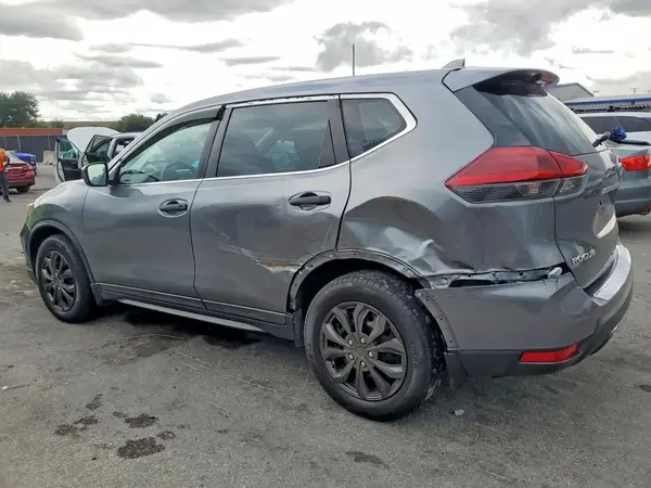 5N1AT2MT4KC838069 2019 NISSAN ROGUE - Image 2