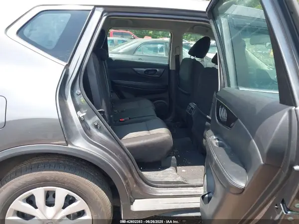 5N1AT2MT4LC717060 2020 NISSAN ROGUE - Image 8