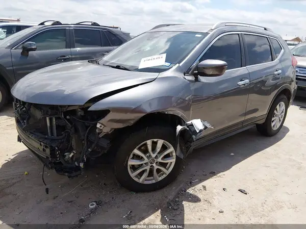 5N1AT2MT4LC733355 2020 NISSAN ROGUE - Image 2