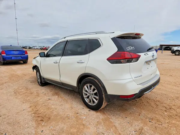5N1AT2MT4LC736336 2020 NISSAN ROGUE - Image 2