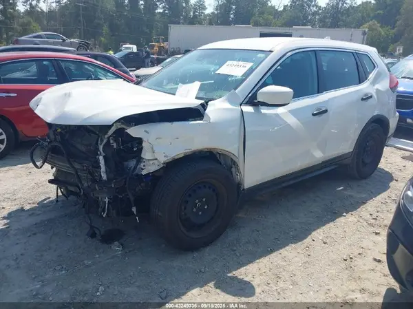 5N1AT2MT4LC744355 2020 NISSAN ROGUE - Image 2