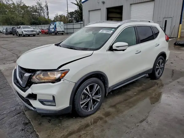 5N1AT2MT4LC793376 2020 NISSAN ROGUE - Image 1