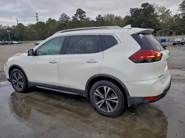 5N1AT2MT4LC793376 2020 NISSAN ROGUE - Image 2