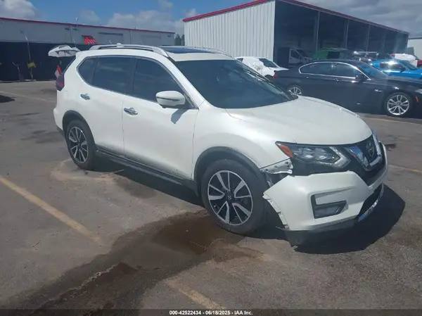 5N1AT2MT4LC796276 2020 NISSAN ROGUE - Image 1