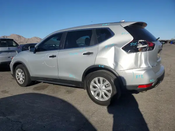 5N1AT2MT4LC799209 2020 NISSAN ROGUE - Image 2