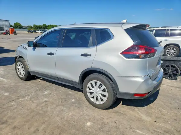 5N1AT2MT4LC800097 2020 NISSAN ROGUE - Image 2