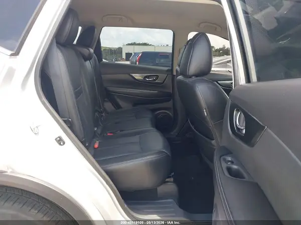 5N1AT2MT5GC733709 2016 NISSAN ROGUE - Image 8