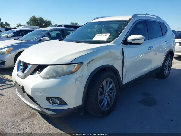 5N1AT2MT5GC752468 2016 NISSAN ROGUE - Image 2