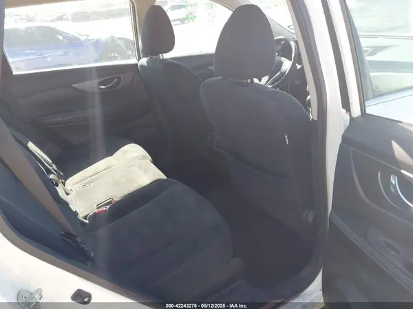 5N1AT2MT5GC755886 2016 NISSAN ROGUE - Image 8