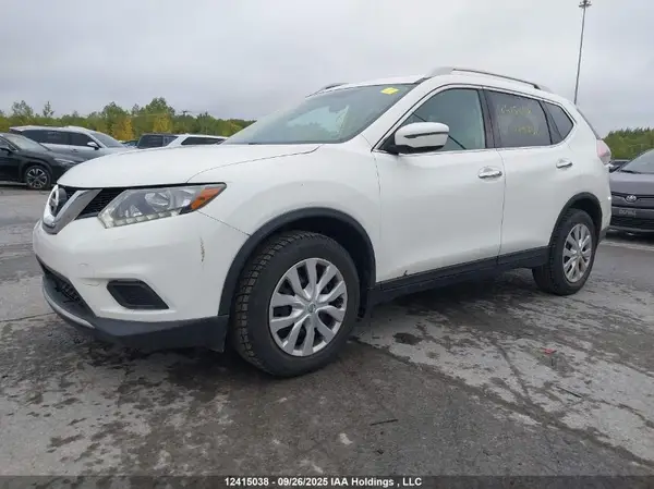 5N1AT2MT5GC779752 2016 NISSAN ROGUE - Image 2