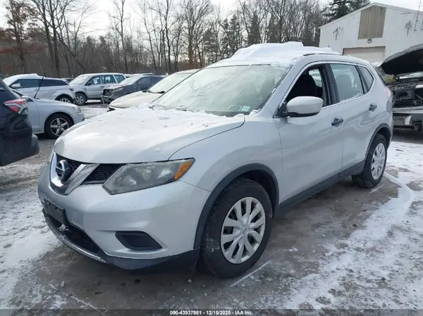 5N1AT2MT5GC824835 2016 NISSAN ROGUE - Image 2