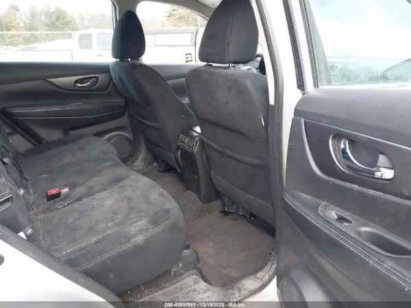 5N1AT2MT5GC824835 2016 NISSAN ROGUE - Image 8