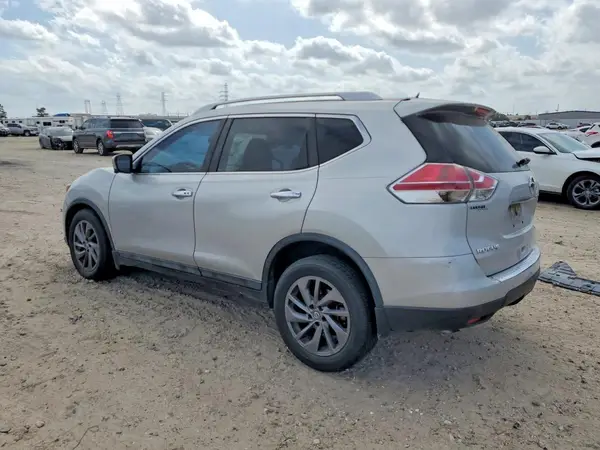 5N1AT2MT5GC831638 2016 NISSAN ROGUE - Image 2