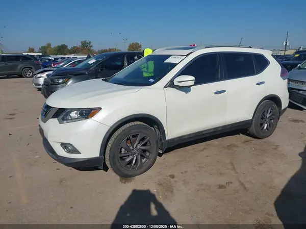 5N1AT2MT5GC872514 2016 NISSAN ROGUE - Image 2