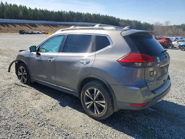 5N1AT2MT5HC748499 2017 NISSAN ROGUE - Image 2