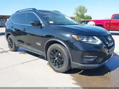 5N1AT2MT5HC756067 2017 NISSAN ROGUE