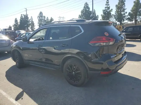 5N1AT2MT5HC762239 2017 NISSAN ROGUE - Image 2