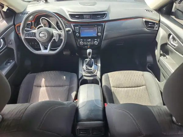 5N1AT2MT5HC762936 2017 NISSAN ROGUE - Image 8
