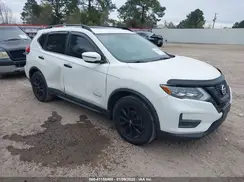 5N1AT2MT5HC770423 2017 NISSAN ROGUE