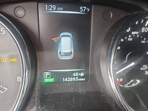5N1AT2MT5HC773063 2017 NISSAN ROGUE - Image 8