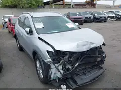 5N1AT2MT5HC774584 2017 NISSAN ROGUE