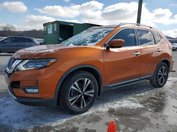 5N1AT2MT5HC776609 2017 NISSAN ROGUE - Image 1