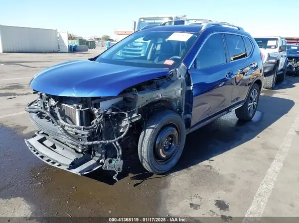 5N1AT2MT5HC778392 2017 NISSAN ROGUE - Image 2