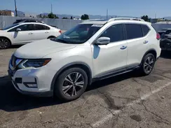 5N1AT2MT5HC781986 2017 NISSAN ROGUE