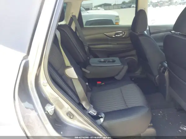 5N1AT2MT5HC810841 2017 NISSAN ROGUE - Image 8