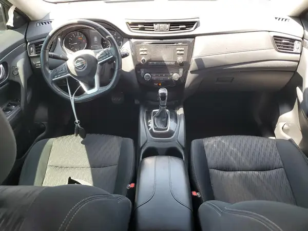 5N1AT2MT5HC812699 2017 NISSAN ROGUE - Image 8