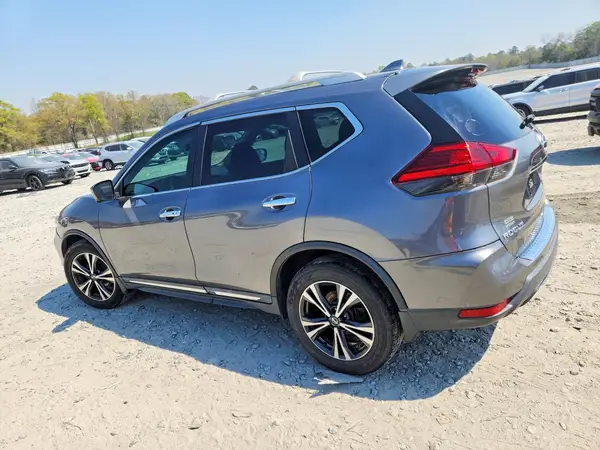 5N1AT2MT5HC814498 2017 NISSAN ROGUE - Image 2