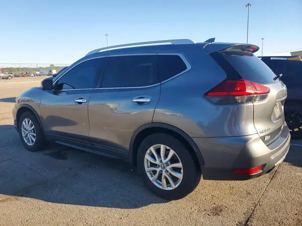5N1AT2MT5HC841152 2017 NISSAN ROGUE - Image 2