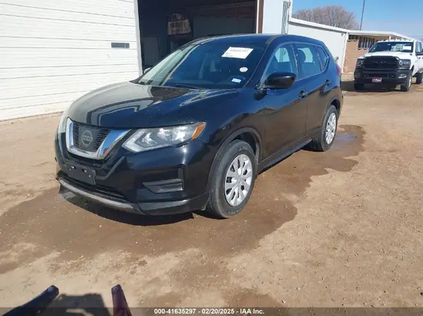 5N1AT2MT5HC864429 2017 NISSAN ROGUE - Image 2