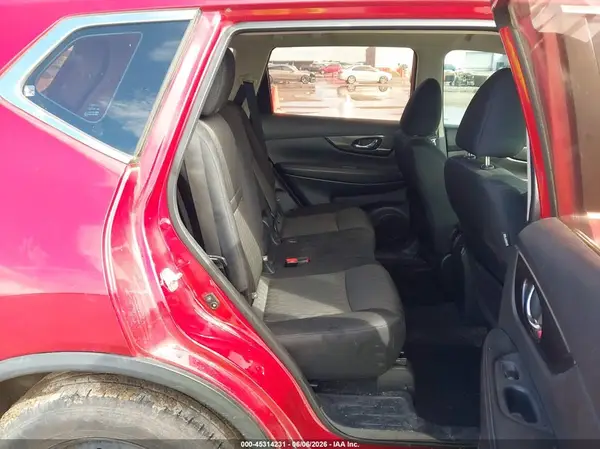5N1AT2MT5HC867640 2017 NISSAN ROGUE - Image 8