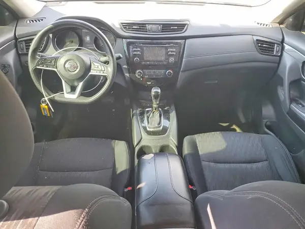 5N1AT2MT5HC868397 2017 NISSAN ROGUE - Image 8