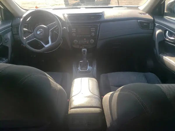 5N1AT2MT5HC870540 2017 NISSAN ROGUE - Image 8