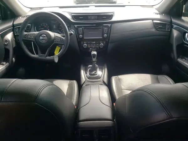 5N1AT2MT5HC872451 2017 NISSAN ROGUE - Image 8