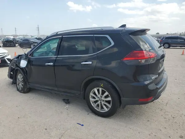 5N1AT2MT5HC876161 2017 NISSAN ROGUE - Image 2