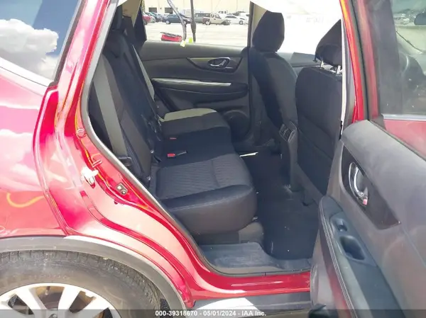 5N1AT2MT5HC876175 2017 NISSAN ROGUE - Image 8
