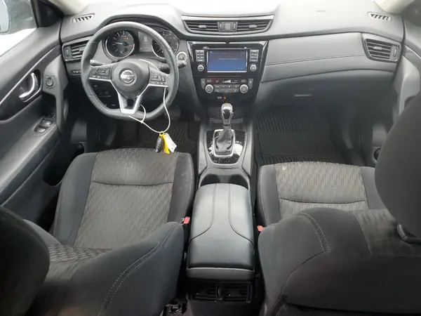 5N1AT2MT5HC877133 2017 NISSAN ROGUE - Image 8