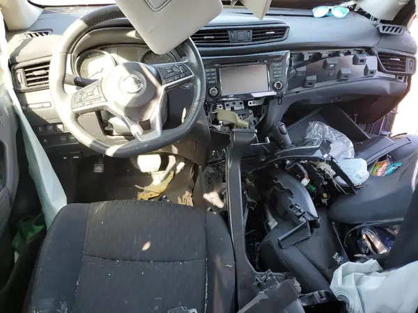 5N1AT2MT5HC877309 2017 NISSAN ROGUE - Image 8