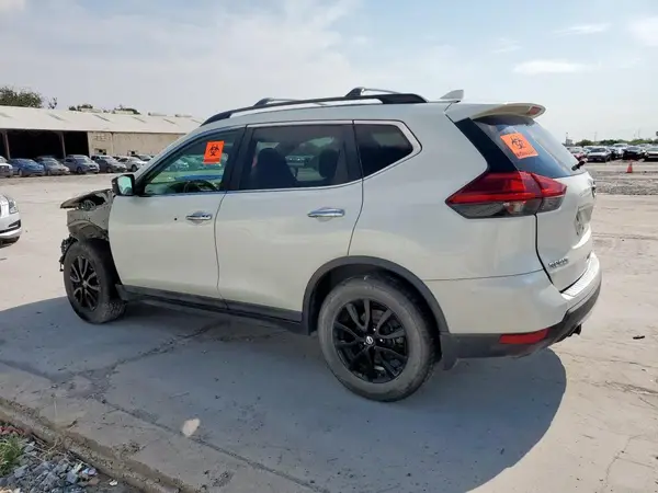 5N1AT2MT5HC879898 2017 NISSAN ROGUE - Image 2