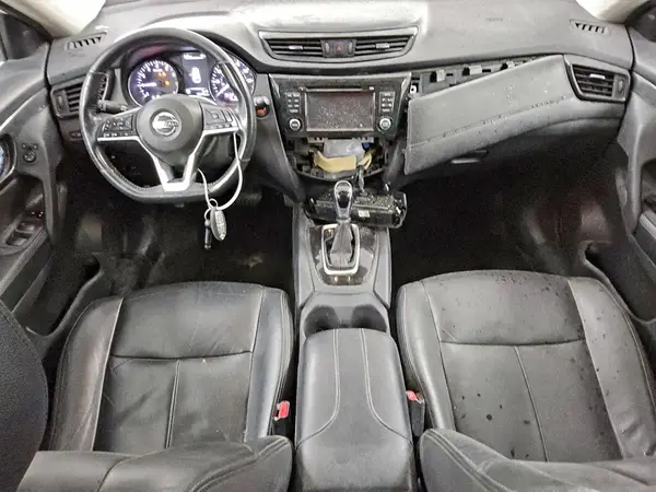 5N1AT2MT5HC882848 2017 NISSAN ROGUE - Image 8