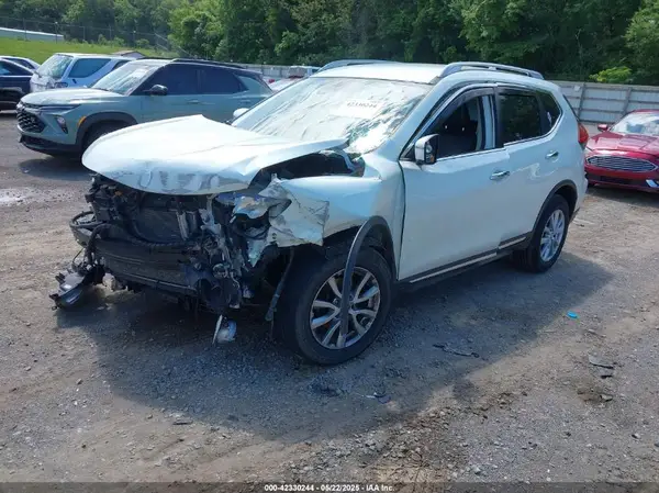 5N1AT2MT5HC884728 2017 NISSAN ROGUE - Image 2