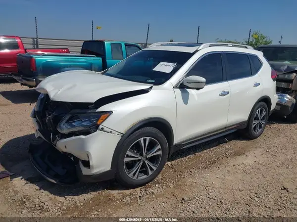 5N1AT2MT5HC889167 2017 NISSAN ROGUE - Image 2
