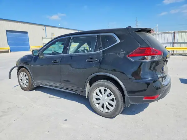 5N1AT2MT5HC889377 2017 NISSAN ROGUE - Image 2